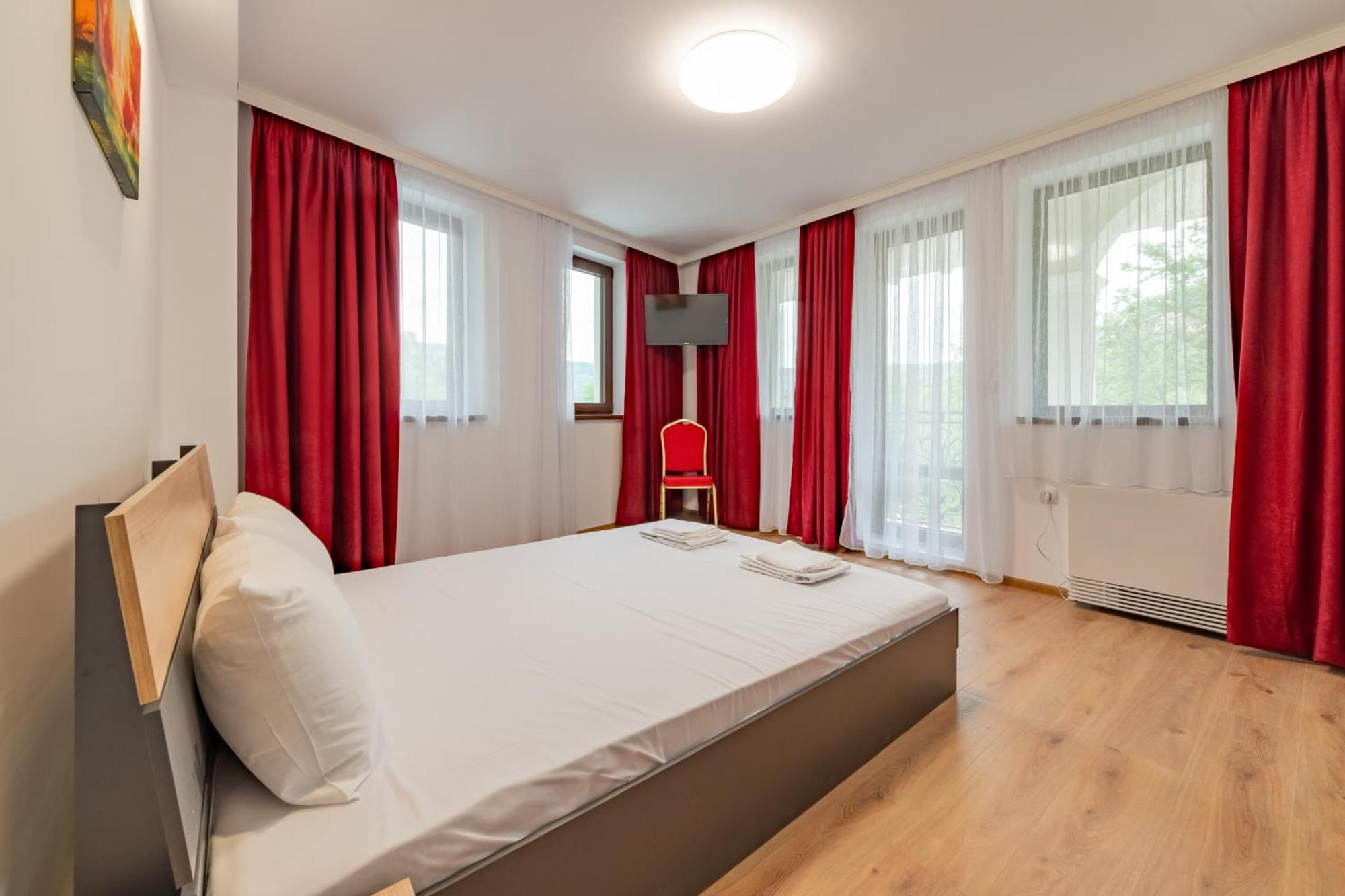 Ариа Hotel Велико Търново Екстериор снимка
